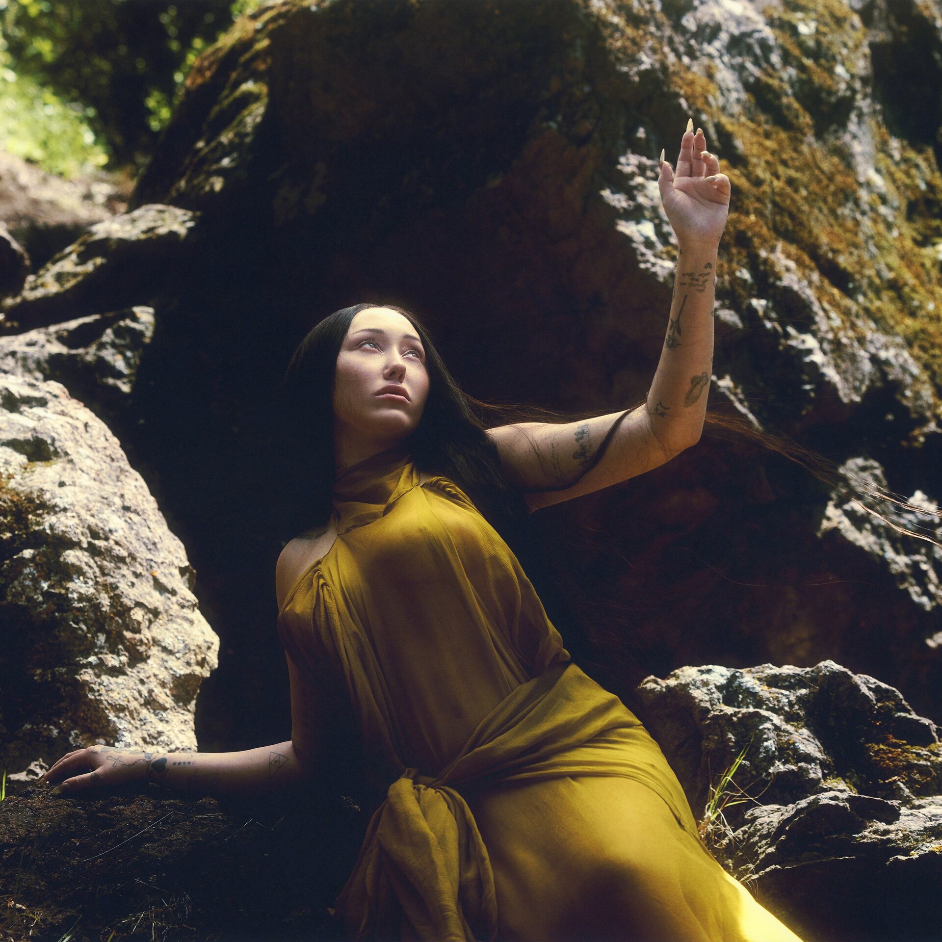 Noah Cyrus Keynote Speaker Booking Agent